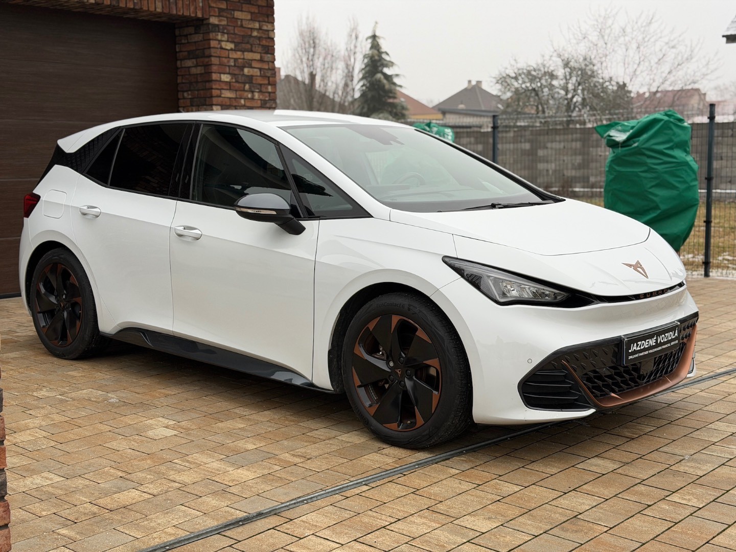 Cupra Born 150kW, 62kWh batéria, batéria 97% — foto 12