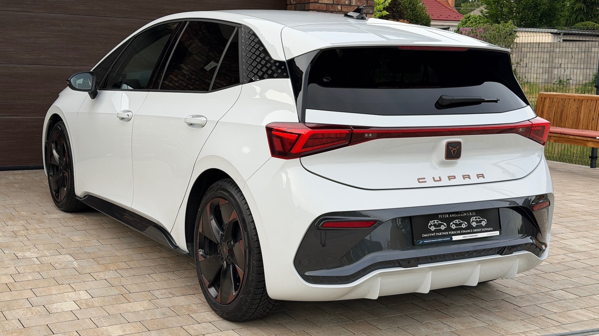 Cupra Born 150kW, 62kWh batéria, batéria SHO 98% — foto 7