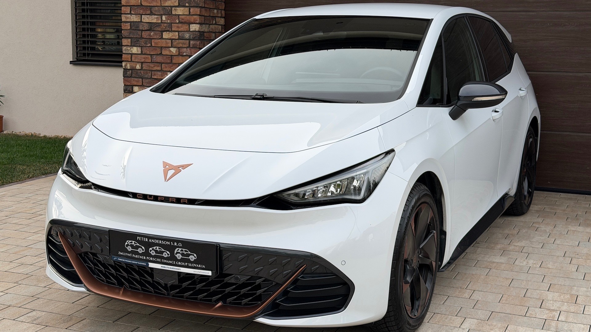 Cupra Born 150kW, 62kWh batéria, batéria SHO 98% — foto 15