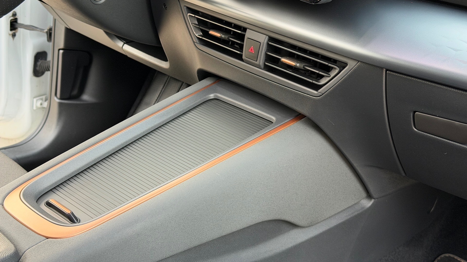 Cupra Born 150kW, 62kWh batéria, batéria SHO 98% — foto 27