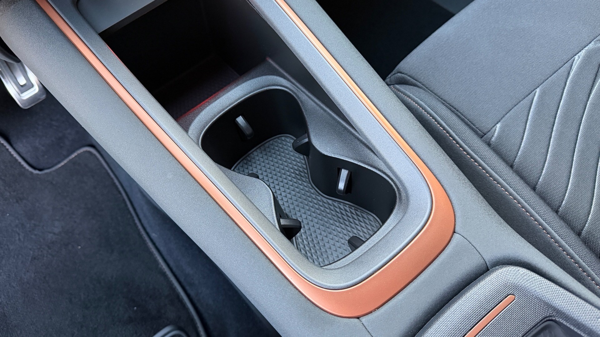 Cupra Born 58 kWh 204k — foto 42
