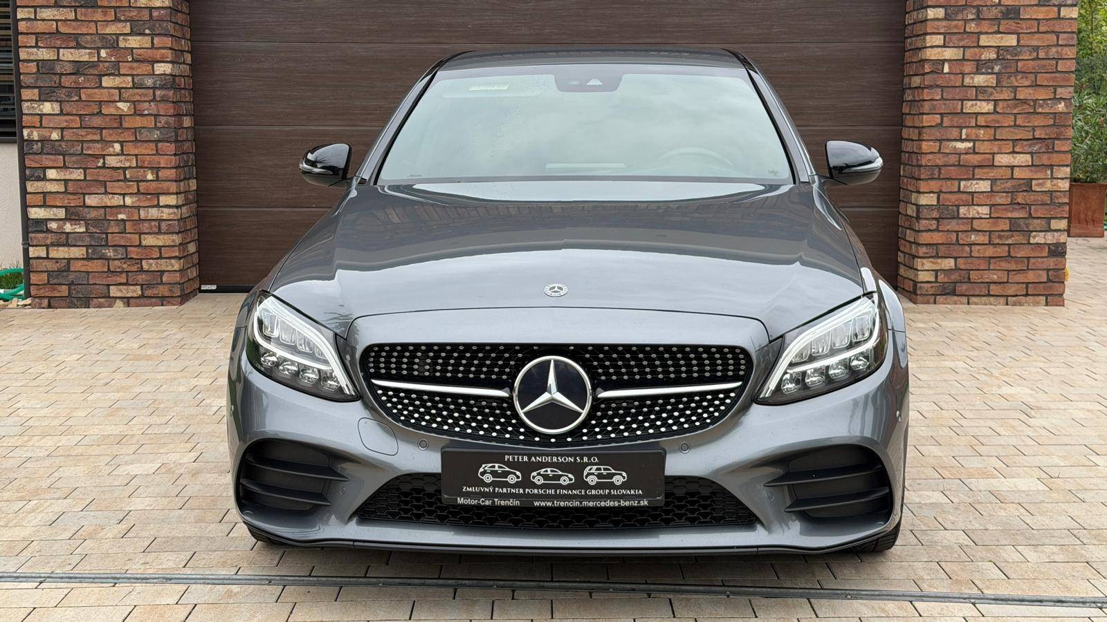 Mercedes-Benz C trieda Sedan 180 A/T — foto 4