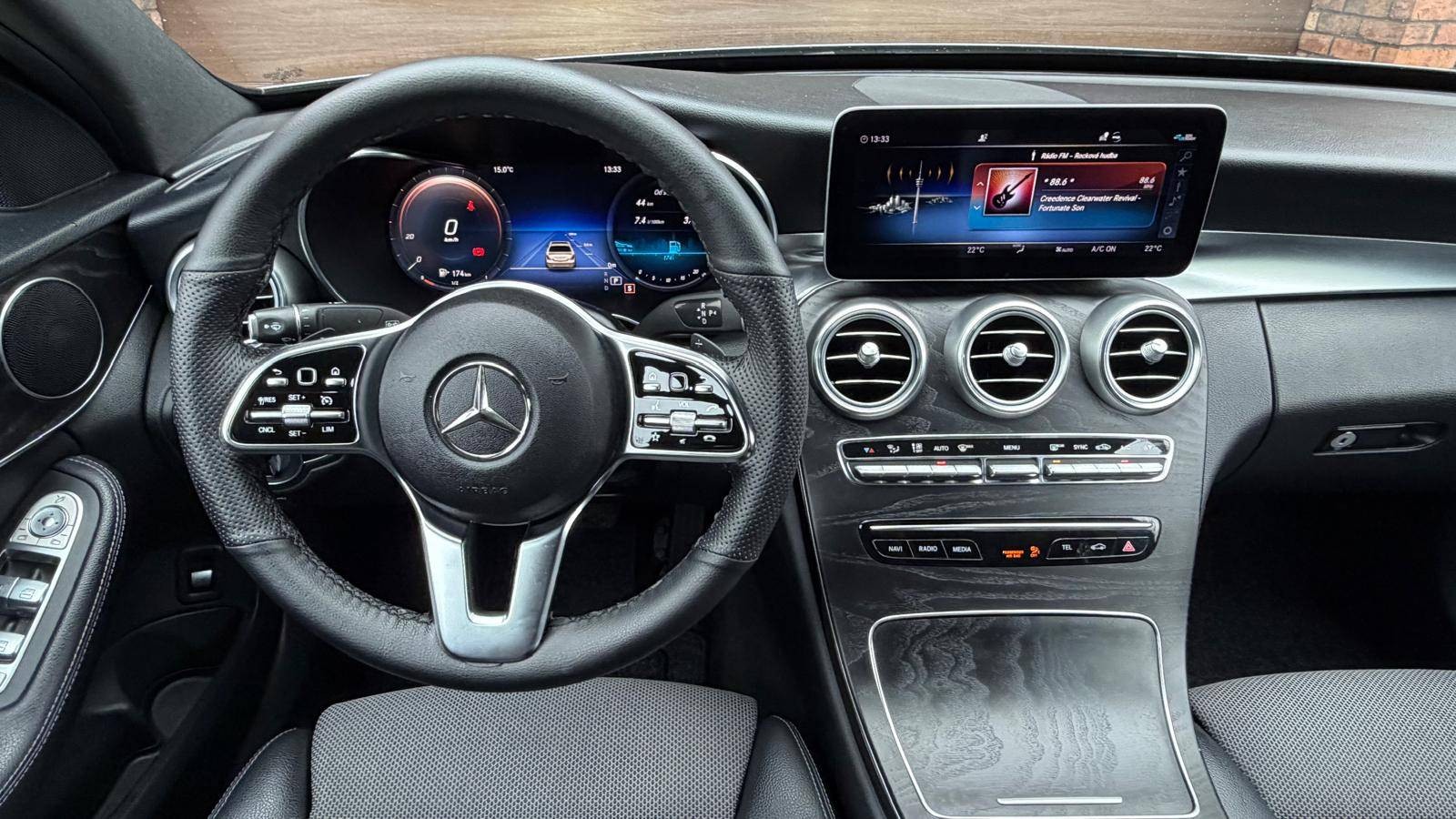 Mercedes-Benz C trieda Sedan 180 A/T — foto 15