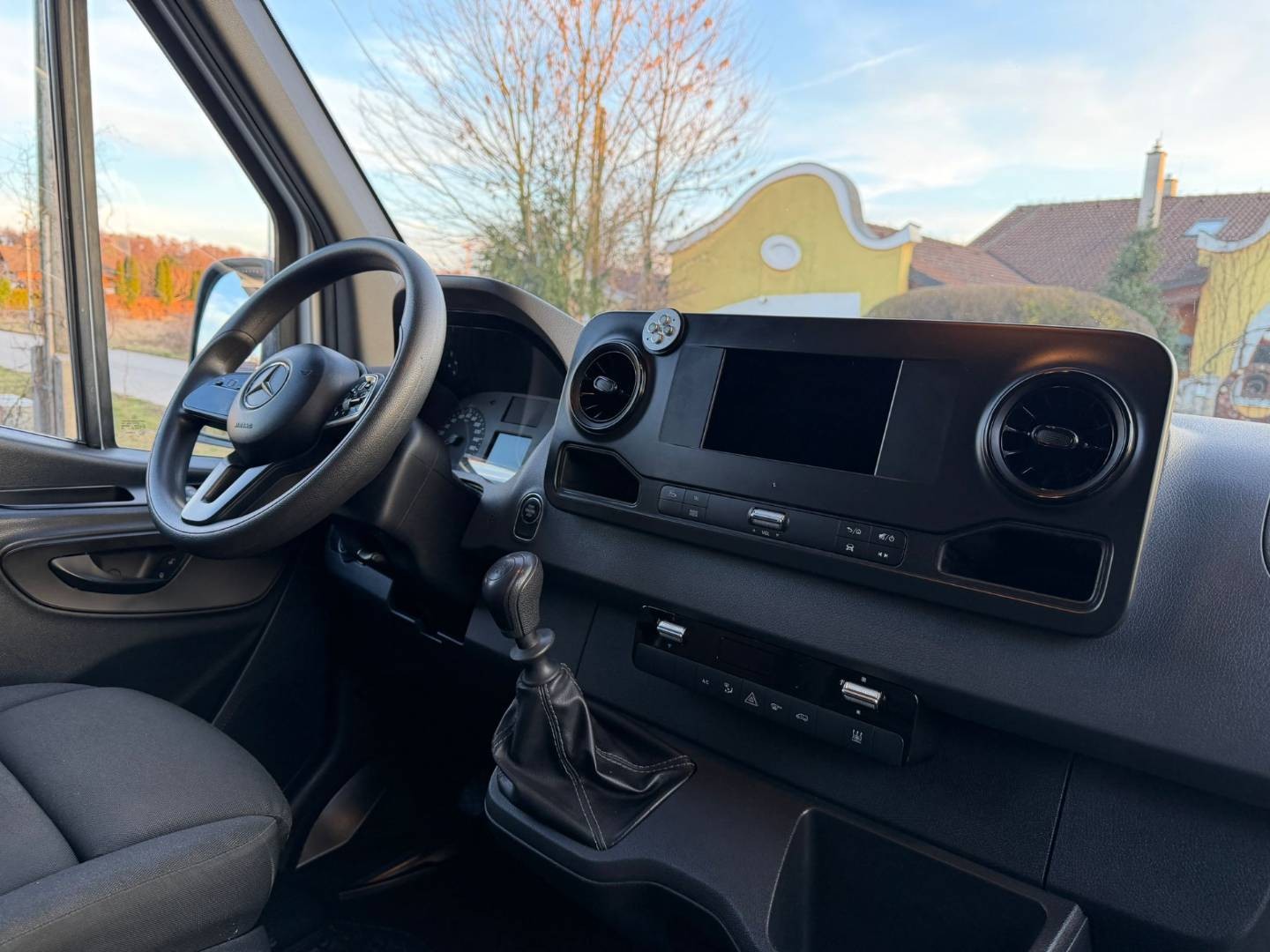 Mercedes-Benz Sprinter 311 CDI Standard A2 FWD BOTT regalový systém+Zdvihák — foto 5