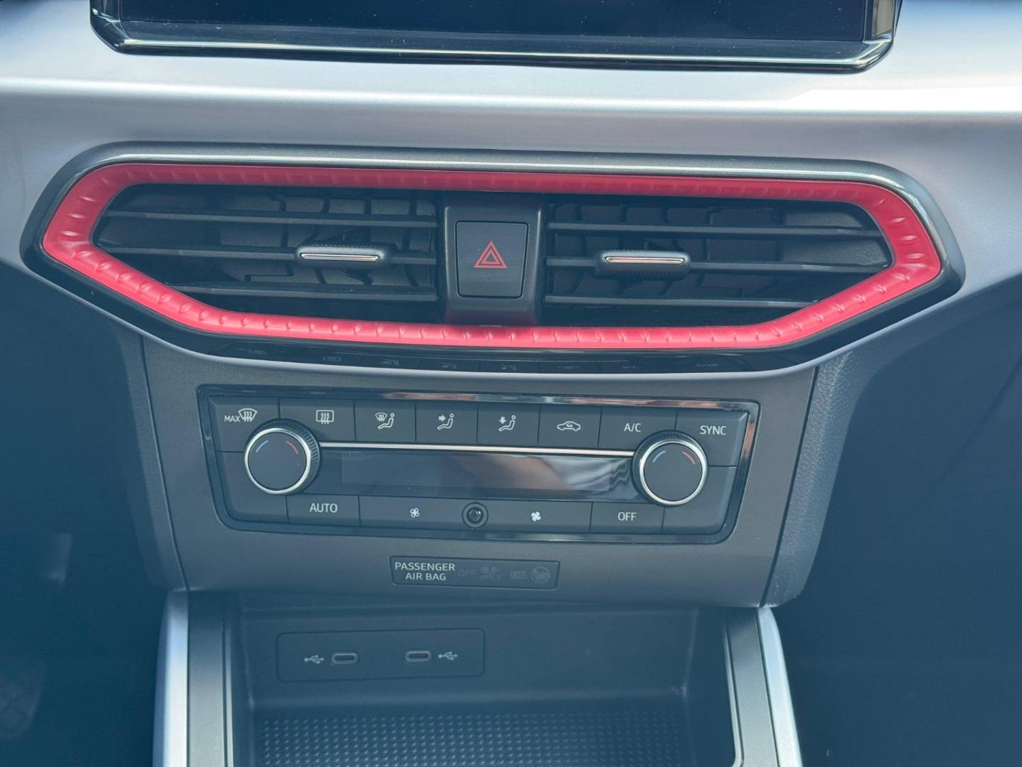 Seat Arona FR-Line 1.0 TGI CNG+benzín — foto 17