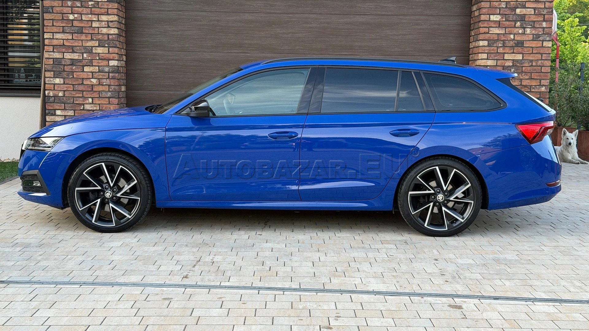 Škoda Octavia Combi 2.0 TDI SCR Style 4x4 DSG — foto 14