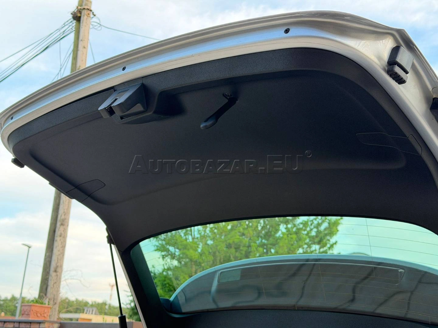 Škoda Octavia Combi 2.0 TDI SCR Style DSG — foto 24