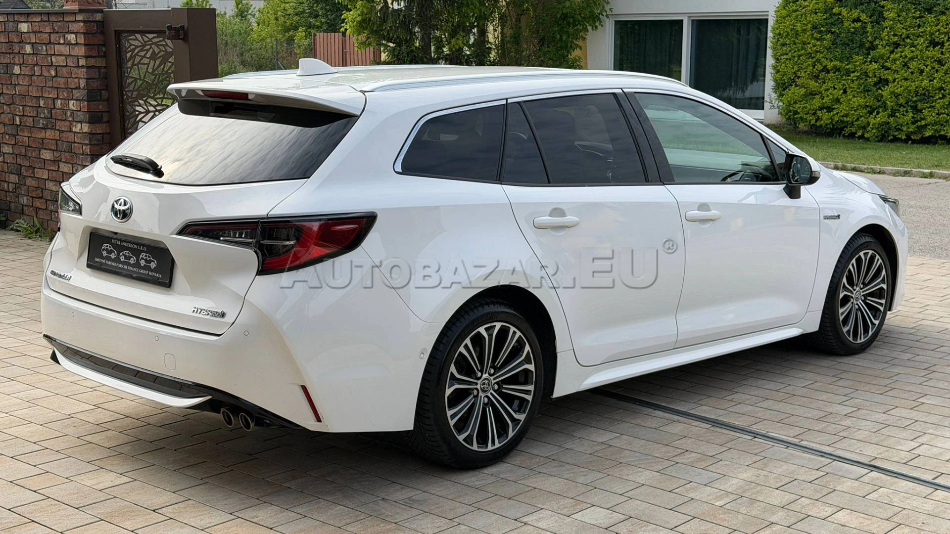 Toyota Corolla Combi TS 2.0 Hybrid Dynamic Force e-CVT Executive — foto 7