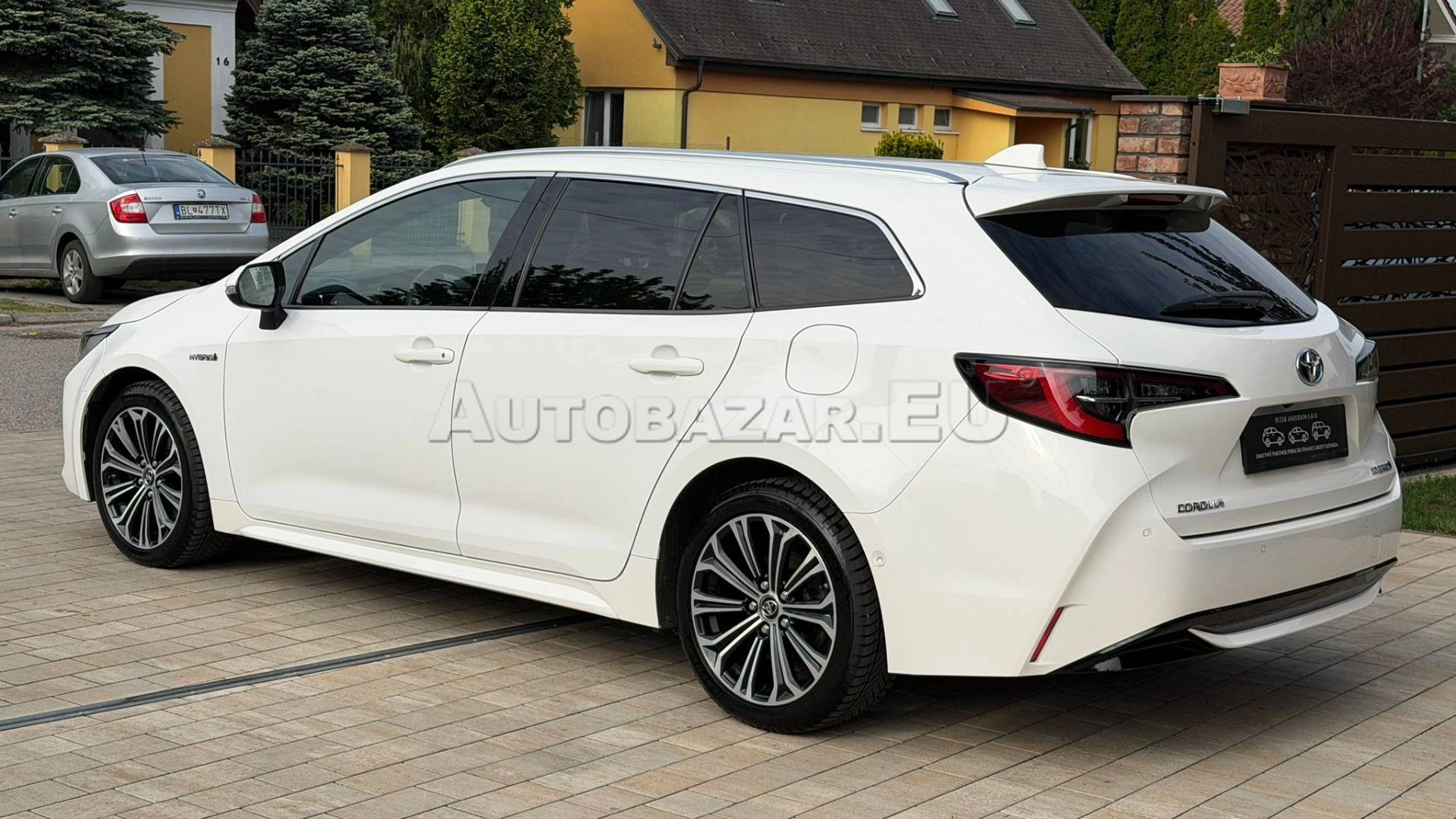 Toyota Corolla Combi TS 2.0 Hybrid Dynamic Force e-CVT Executive — foto 8