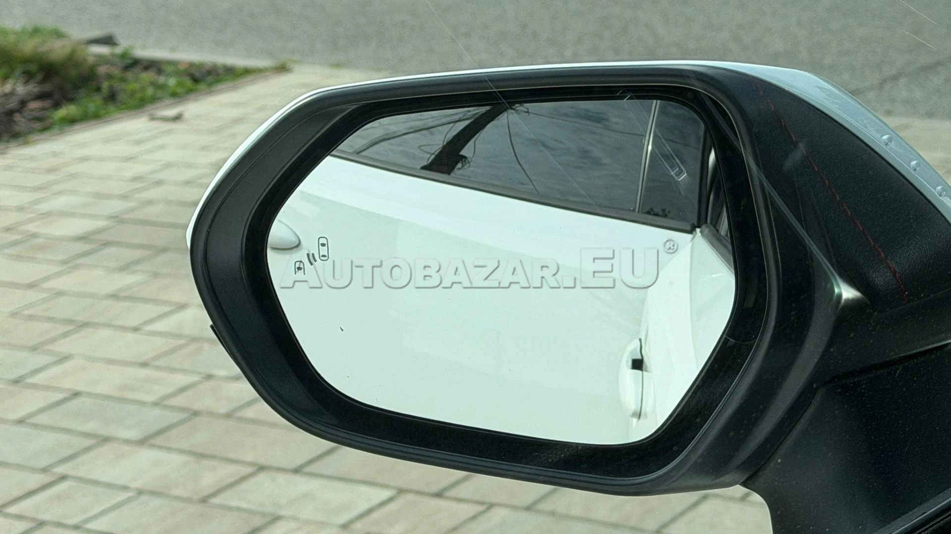 Toyota Corolla Combi TS 2.0 Hybrid Dynamic Force e-CVT Executive — foto 10