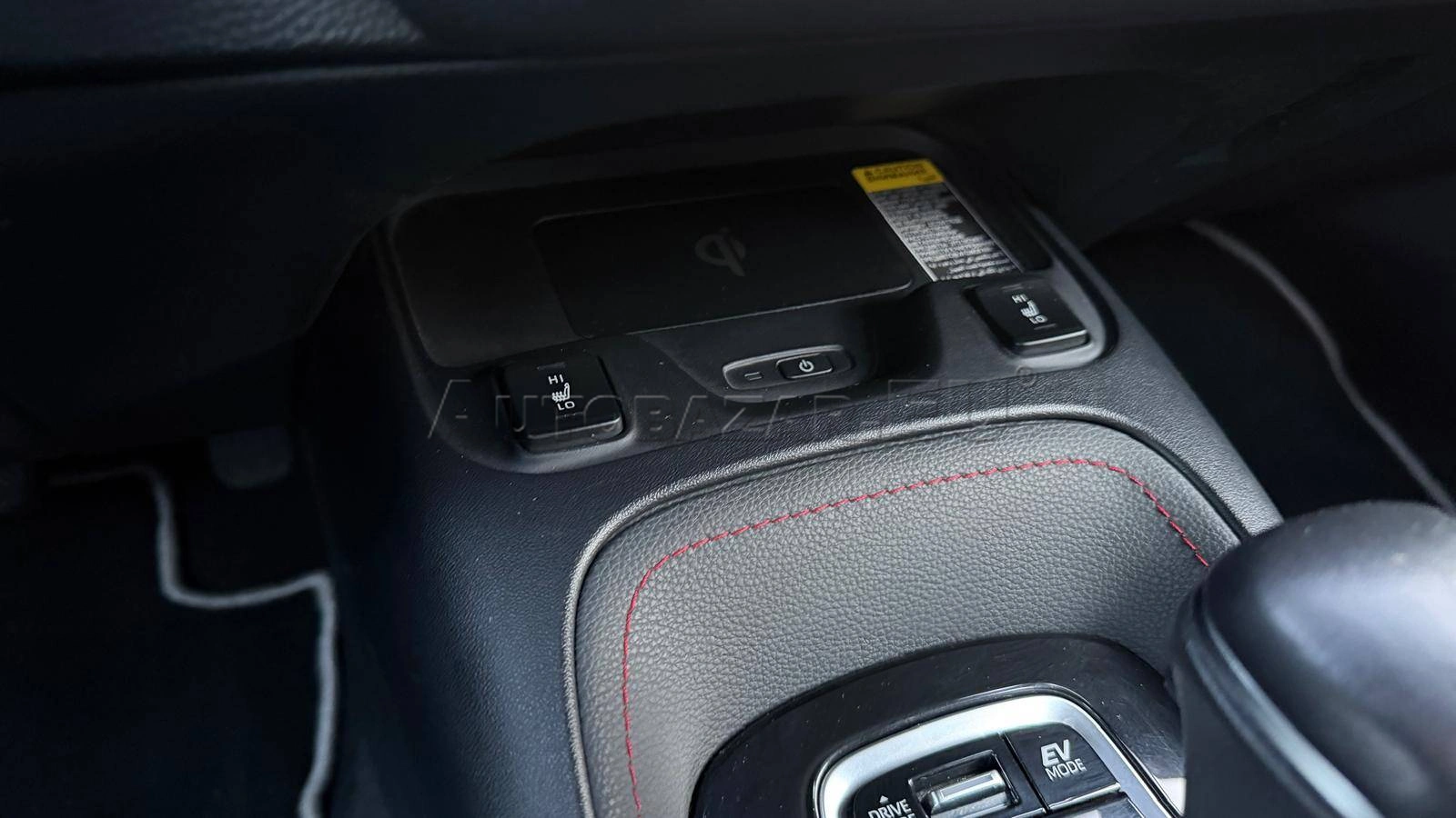 Toyota Corolla Combi TS 2.0 Hybrid Dynamic Force e-CVT Executive — foto 17