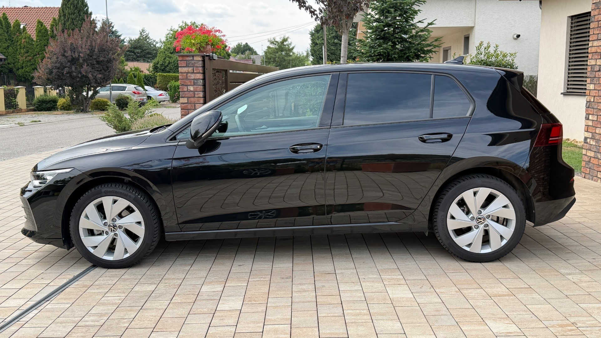 Volkswagen Golf Life 2.0 TDI 110kW 7-Gang DSG — foto 10