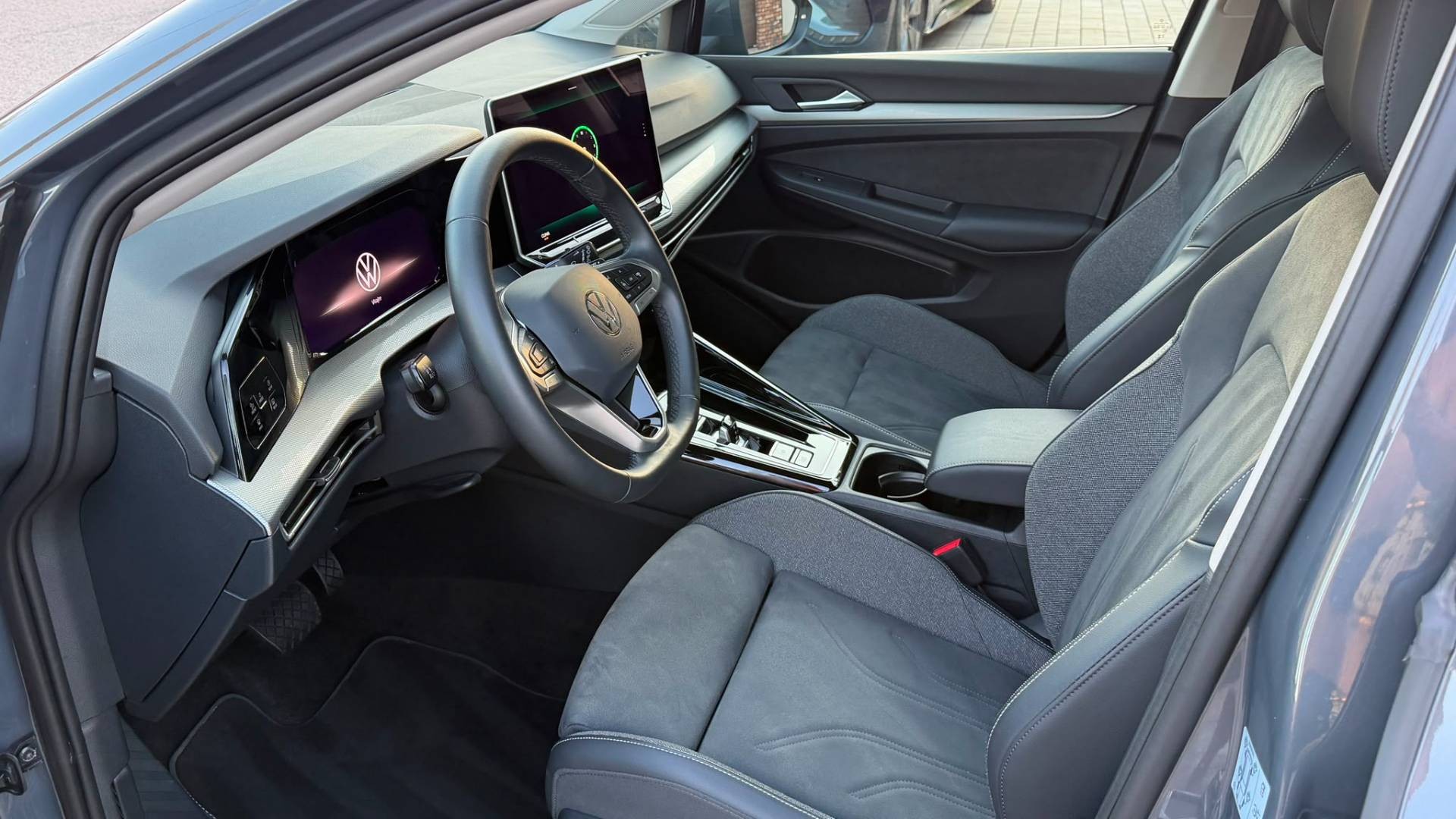 Volkswagen Golf Lim. Style 2.0 TDI 110kW  DSG7 — foto 17