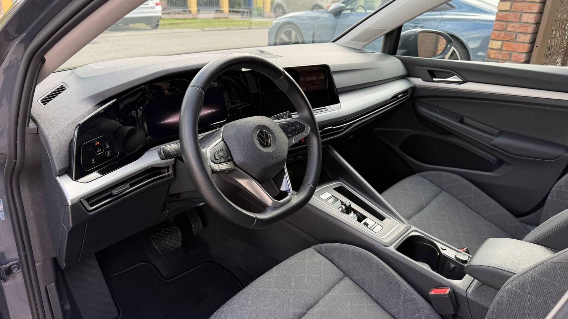 Volkswagen Golf Variant 2.0 TDi DSG,možný úver — foto 12