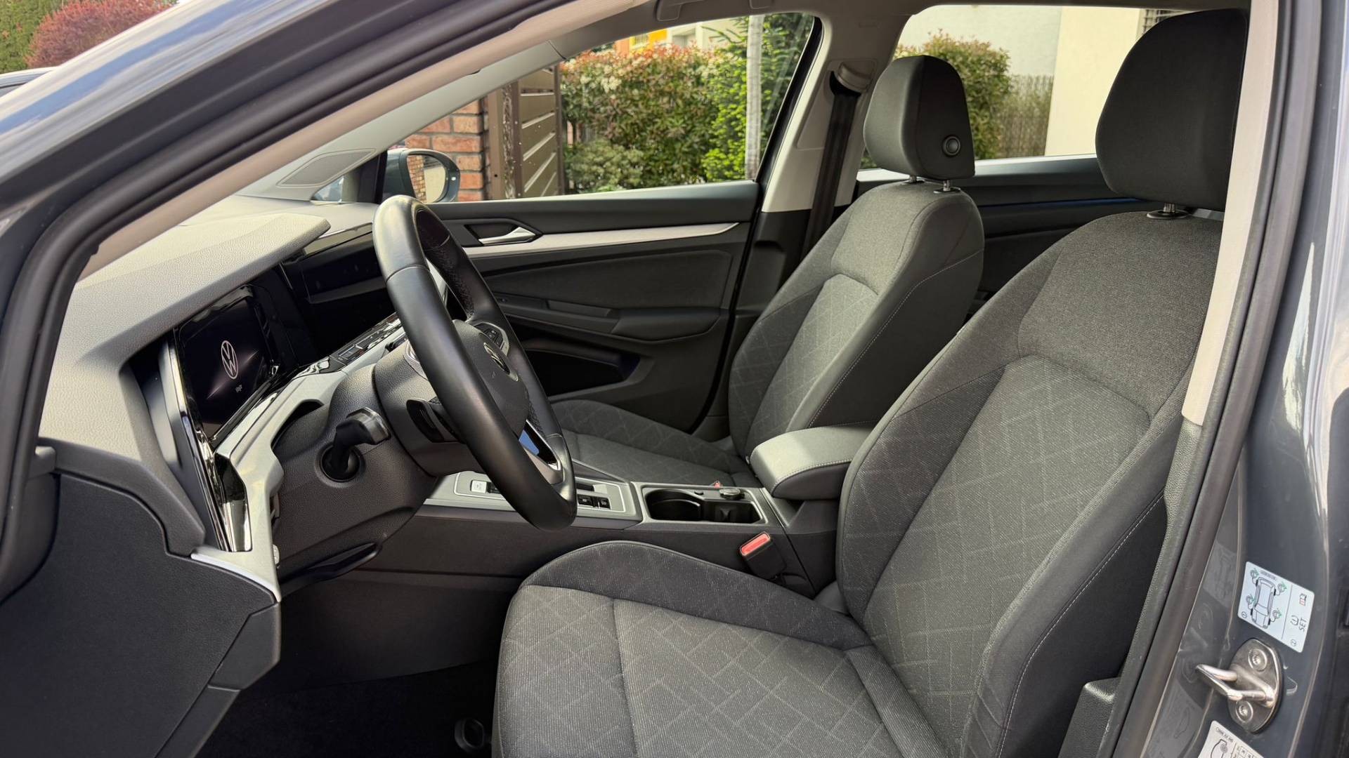 Volkswagen Golf Variant 2.0 TDi DSG,možný úver — foto 13