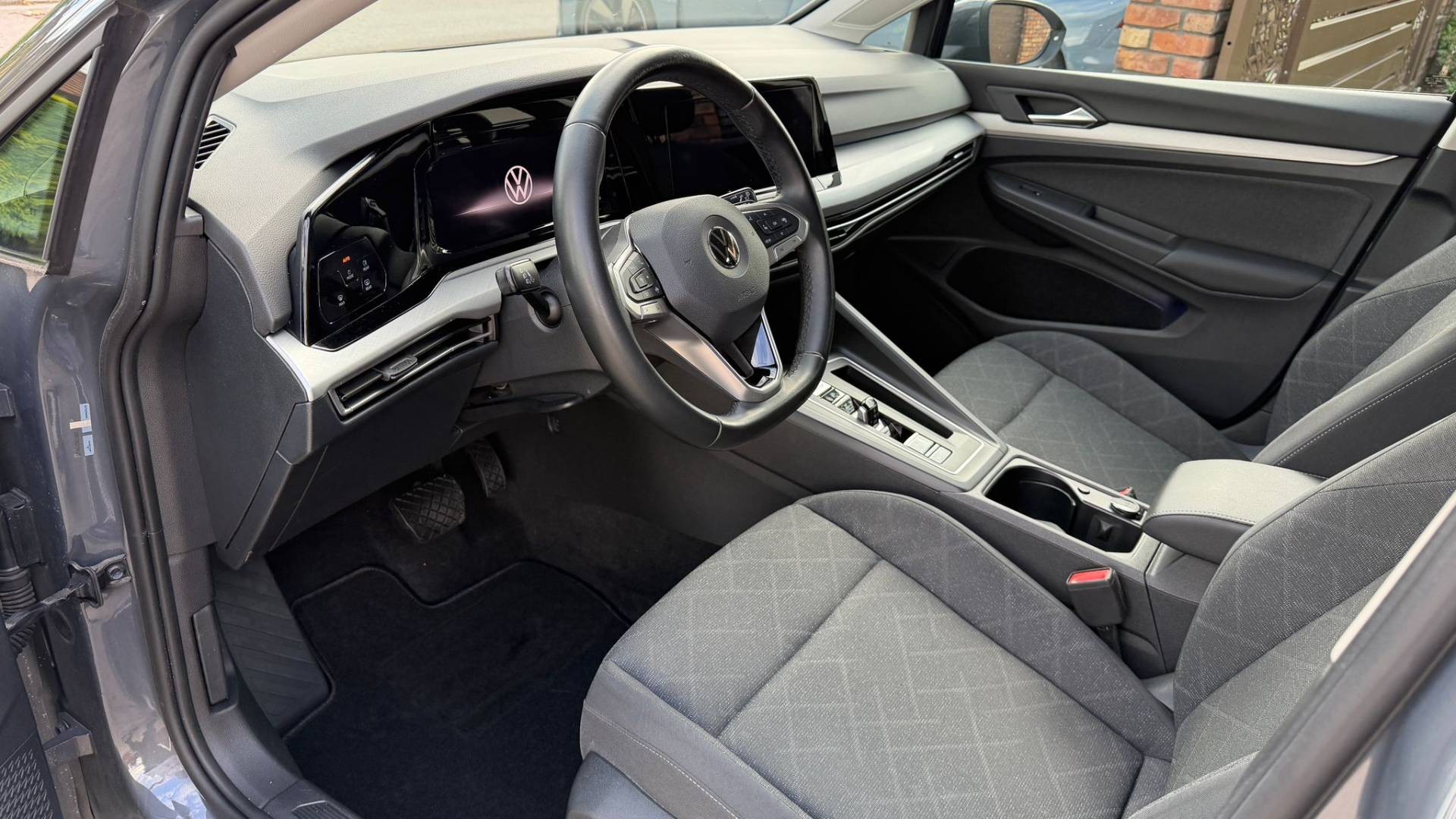 Volkswagen Golf Variant 2.0 TDi DSG,možný úver — foto 14