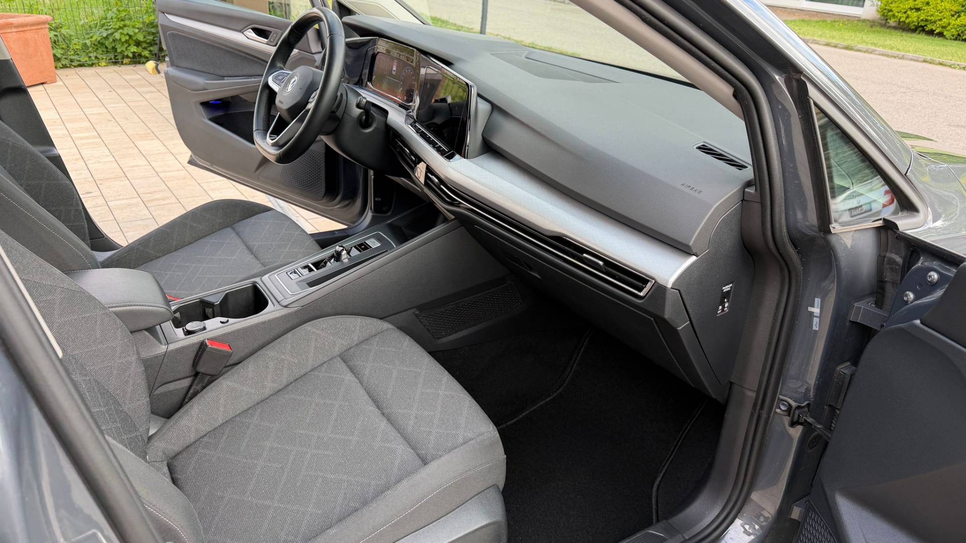 Volkswagen Golf Variant 2.0 TDi DSG,možný úver — foto 15