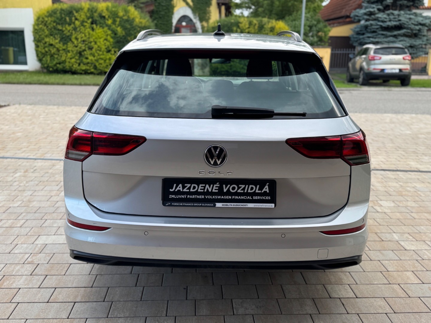 Volkswagen Golf Variant Life 2.0 TDI SCR 85kW DSG — foto 11