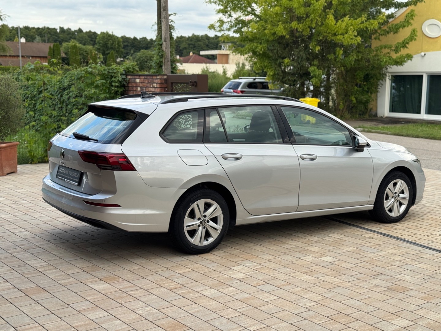 Volkswagen Golf Variant Life 2.0 TDI SCR 85kW DSG — foto 14