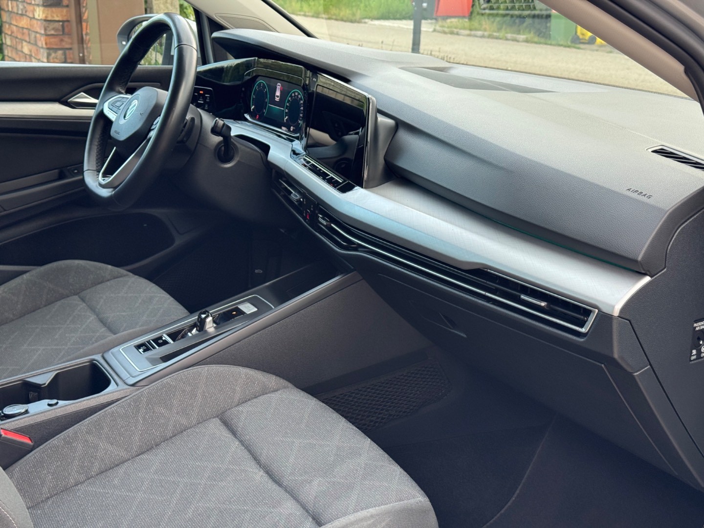 Volkswagen Golf Variant Life 2.0 TDI SCR 85kW DSG — foto 20