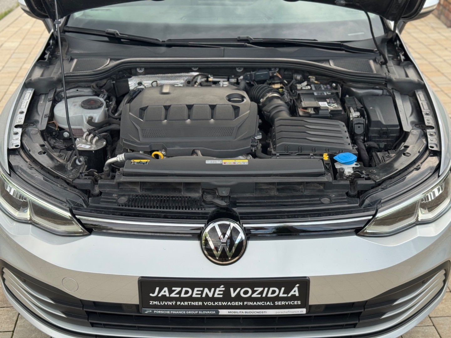 Volkswagen Golf Variant Life 2.0 TDI SCR 85kW DSG — foto 24