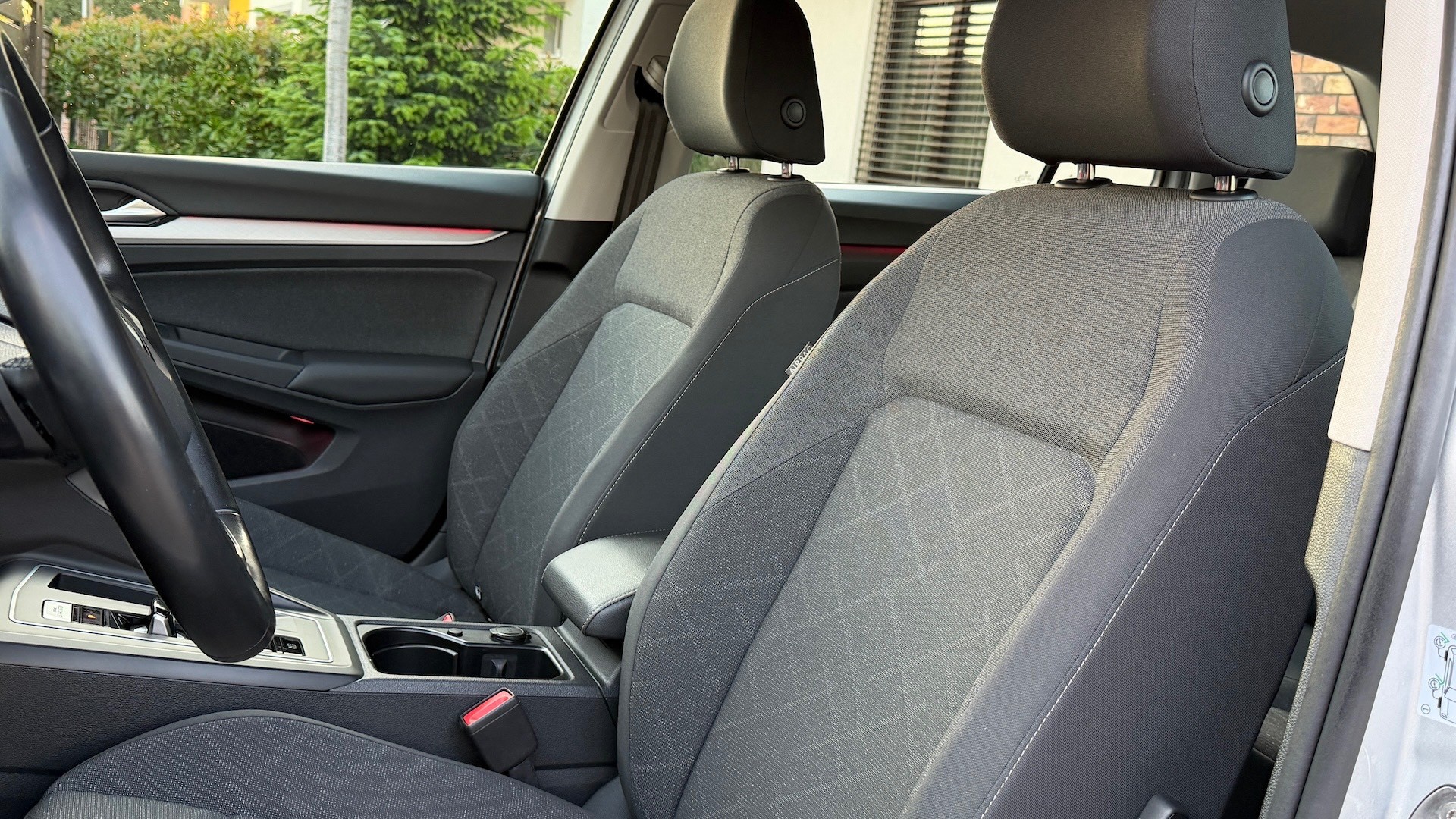 Volkswagen Golf Variant Life 2.0 TDI SCR 85kW DSG — foto 14