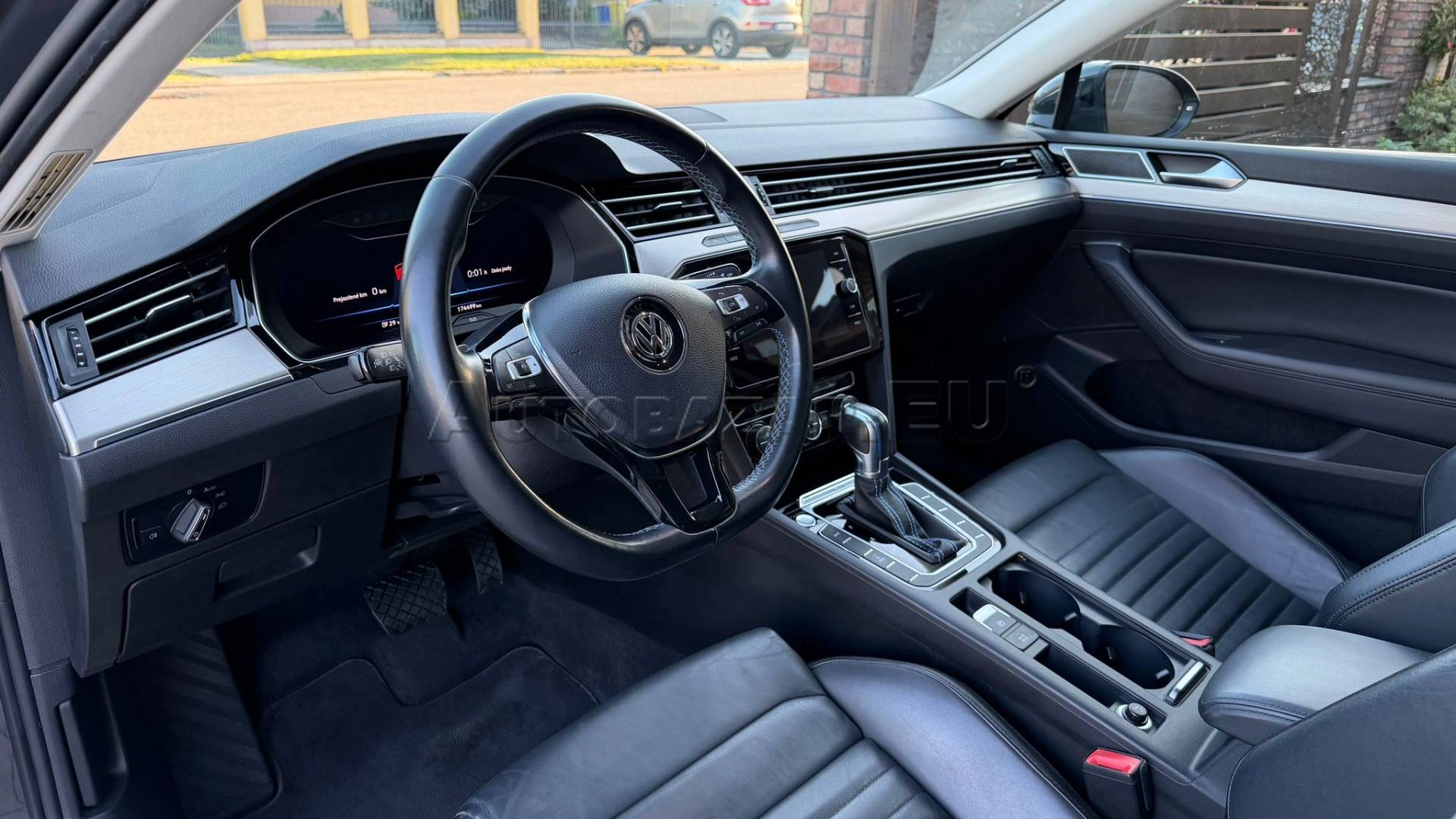 Volkswagen Passat Variant GTE 1,4 TSI Plug-in-hybrid 6DSG — foto 11