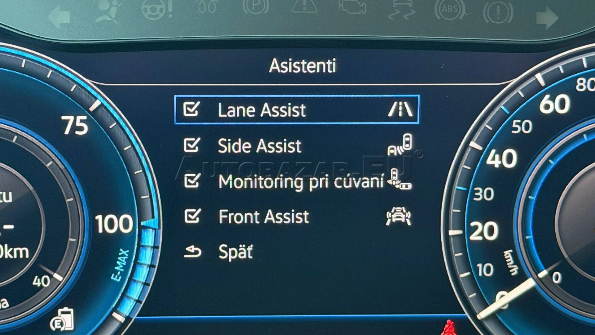 Volkswagen Passat Variant GTE 1,4 TSI Plug-in-hybrid 6DSG — foto 24
