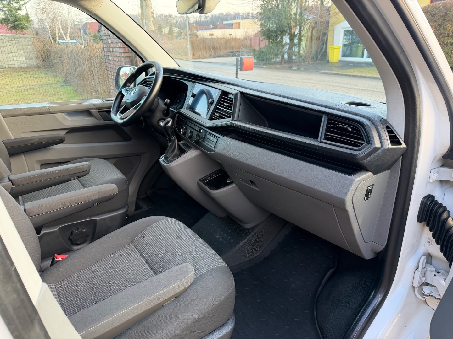 Volkswagen T6 Transporter 2.0 TDi DSG — foto 13