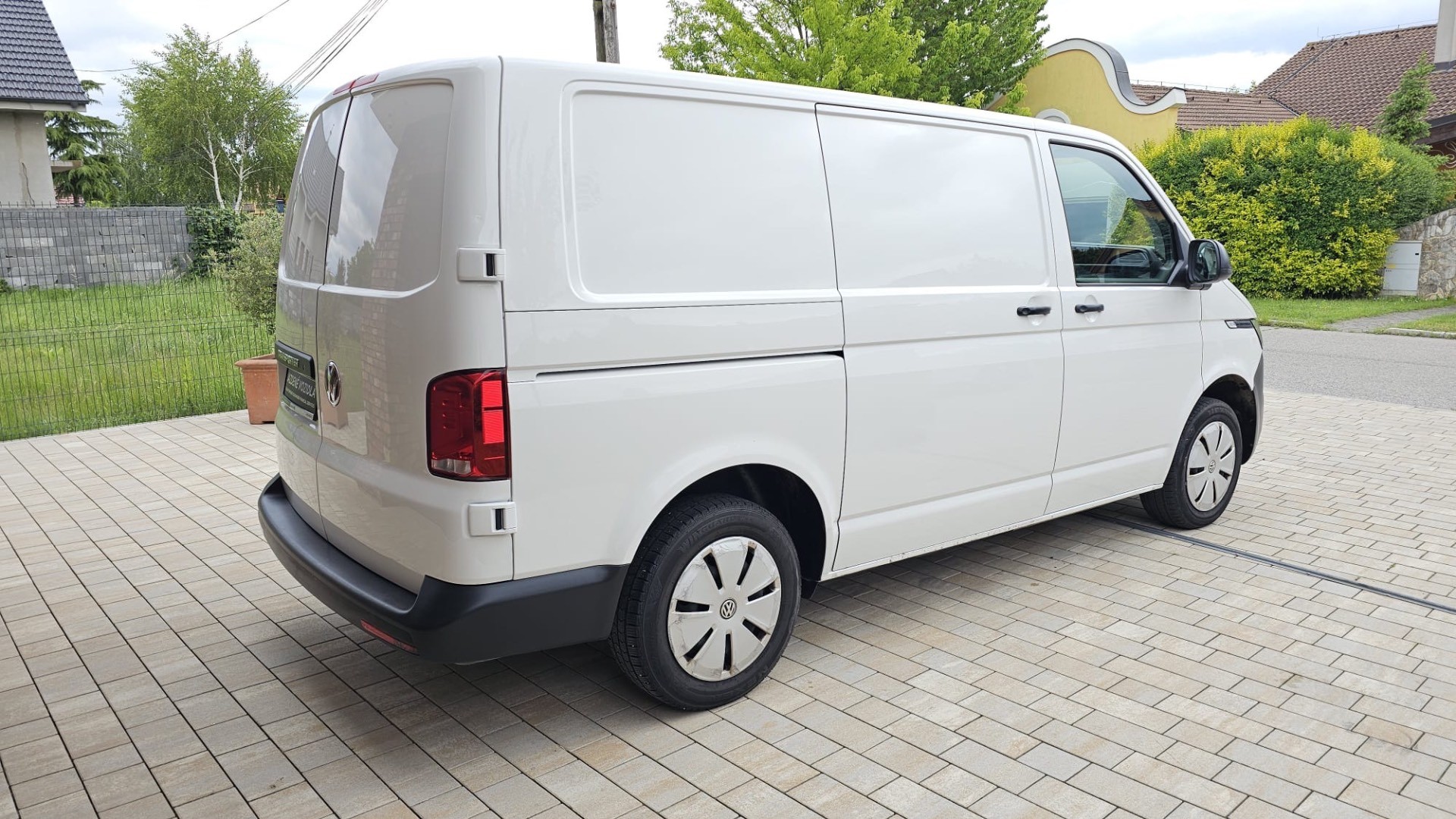 Volkswagen T6 Transporter 2.0TDi,izolovaná užitkova časť s chladiacou jednotkou — foto 6