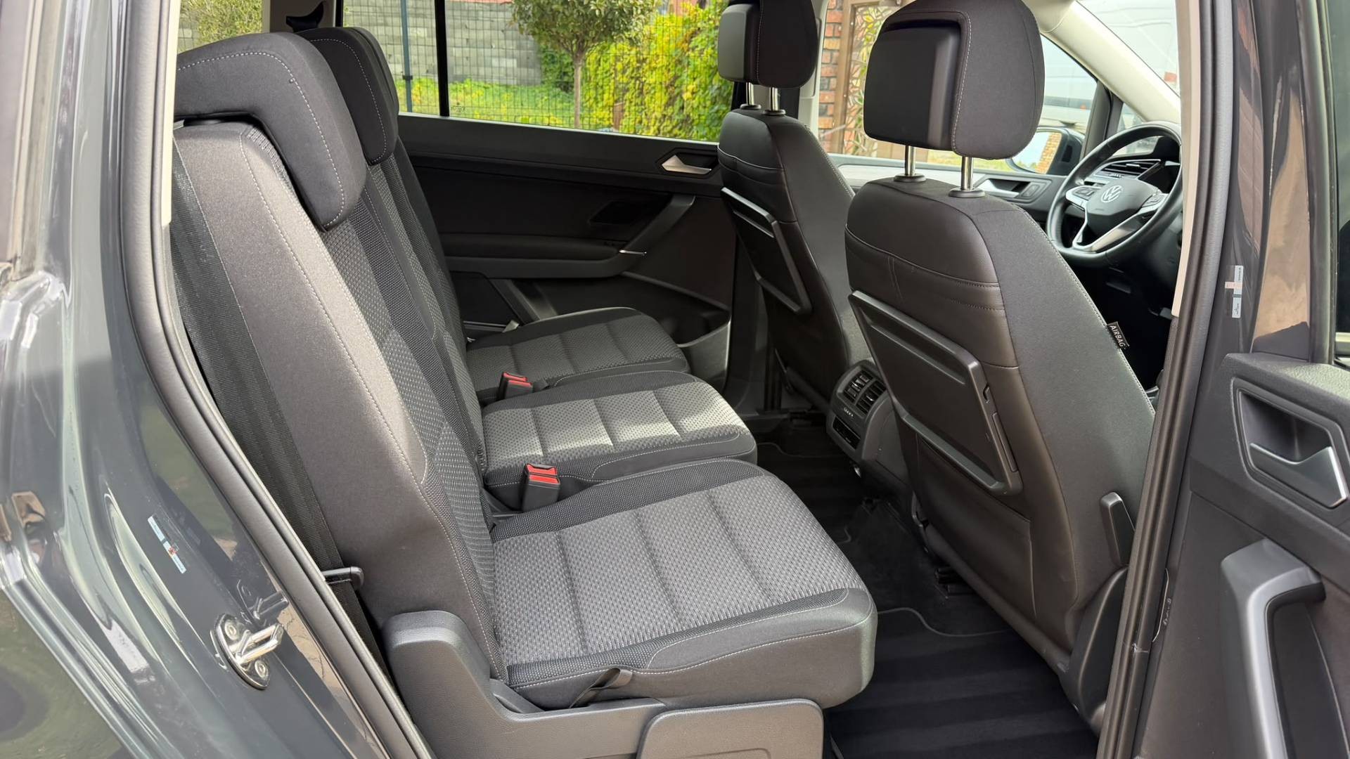 Volkswagen Touran 2.0 TDI SCR 150k Comfortline DSG — foto 14
