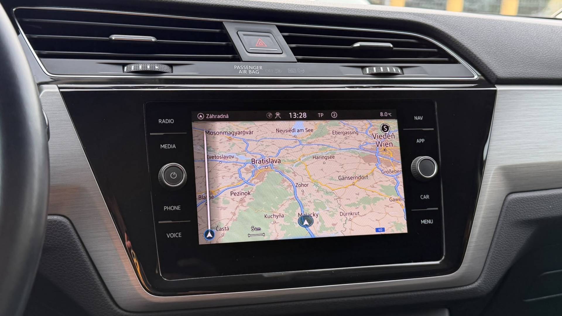Volkswagen Touran 2.0 TDI SCR 150k Comfortline DSG — foto 17