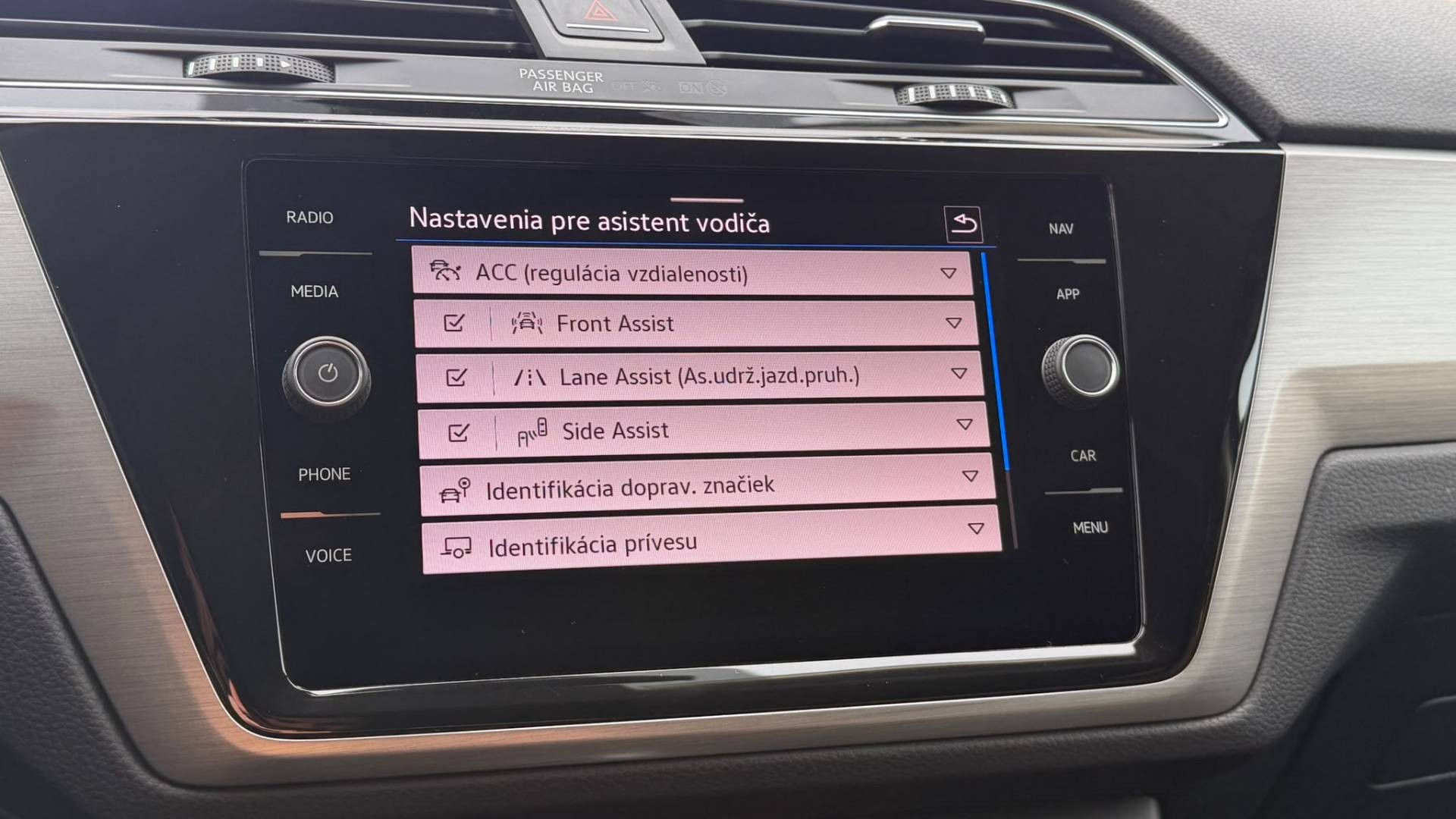 Volkswagen Touran 2.0 TDI SCR 150k Comfortline DSG — foto 19